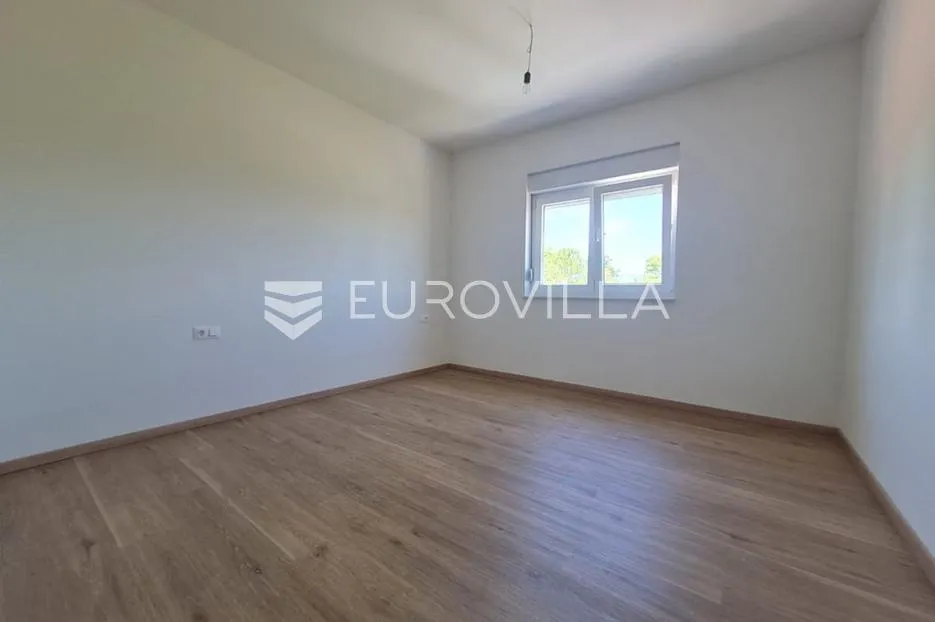 vir, komforan trosoban apartman u centru otoka s pogledom na more i krovnom terasom - slika 34
