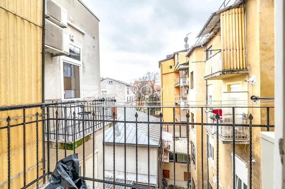 strogi centar grada, medulićeva četverosoban stan 156 m² - slika 9