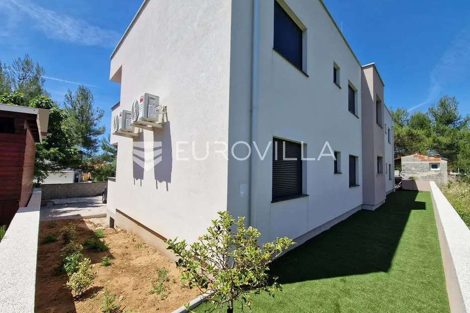 vir, prostran i svijetao apartman u prizemlju - slika 21