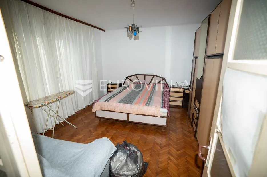 đakovo, sjever, dvije kuće sa poslovnim prostorom 250 m2 - slika 15