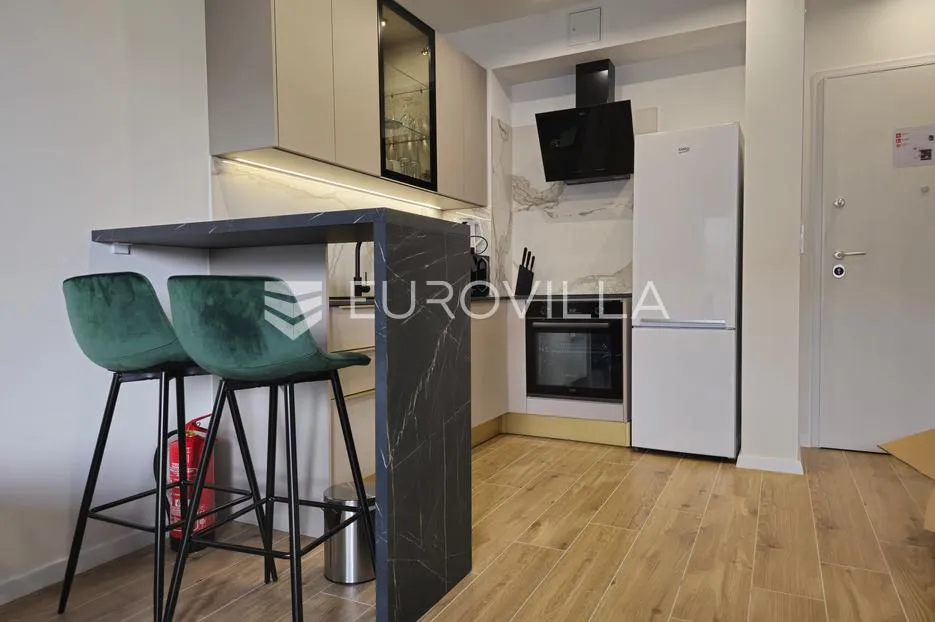 zagreb, savica, predivan dvosoban stan 42 m² garažno parkirno mjesto - slika 2