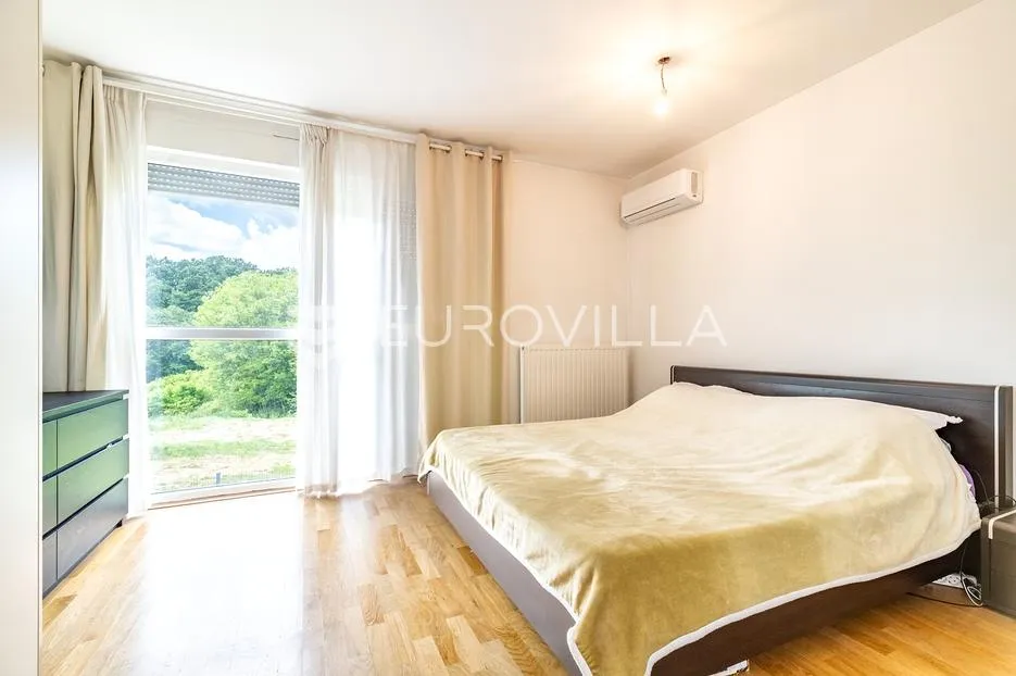 zagreb, sesvete, troetažni četverosoban stan s vrtom, 100 m² - slika 4