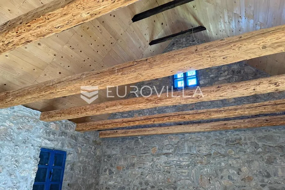 lika, plitvička jezera, ograđeno imanje 40.000 m² s 11 kuća, izuzetna rijetka investicija - slika 45