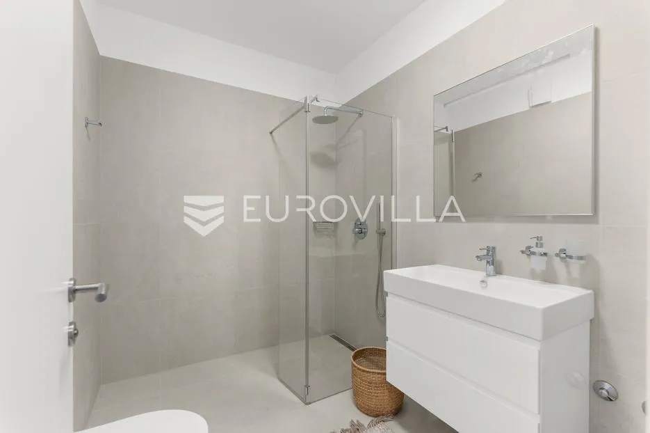 istra, labinci, moderna prizemnica s bazenom i jacuzziem za dugoročni najam - slika 5
