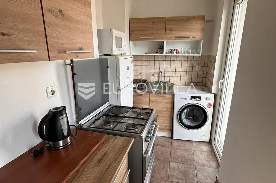 zagreb, prečko, uređen dvosoban stan s balkonom, 52 m² - slika 4
