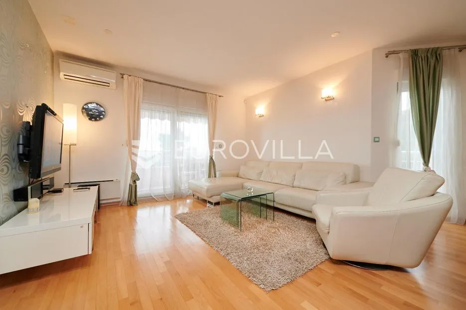 trogir, saldun, dvosoban stan površine 90 m2 s pogledom na more - slika 2