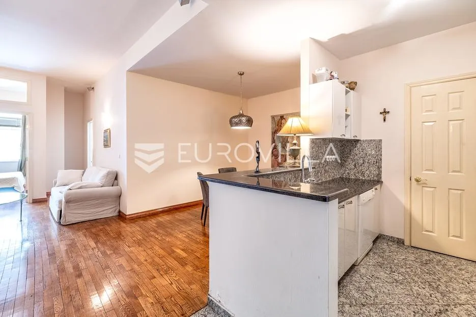 zagreb, importanne galleria, prekrasan trosoban stan 93 m² - slika 3