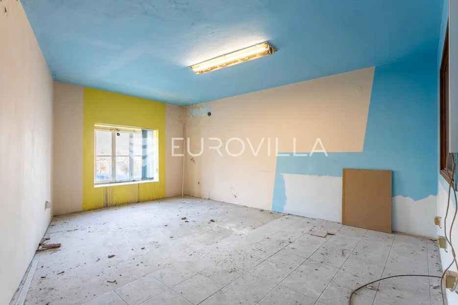 kaštel novi, poslovni prostor na atraktivnoj lokaciji uz more - slika 2