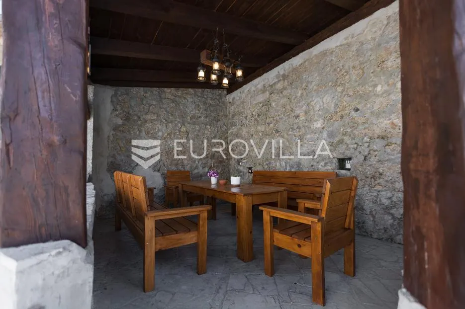 vinodolska općina, tribalj, autentična kamena vila s bazenom - slika 36