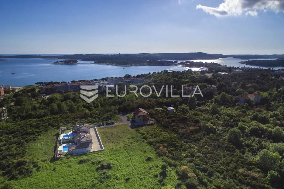 istra, medulin, dvije prekrasne vile, samo 300 m od mora - slika 36