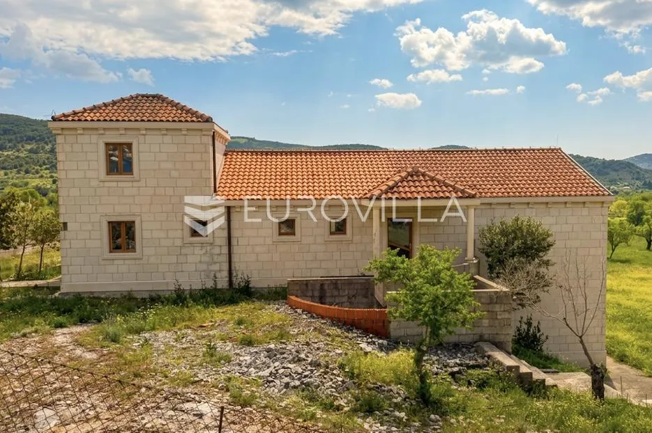 brač, nerežišća, kamena vila na prostranom imanju od 28.122 m² - slika 4