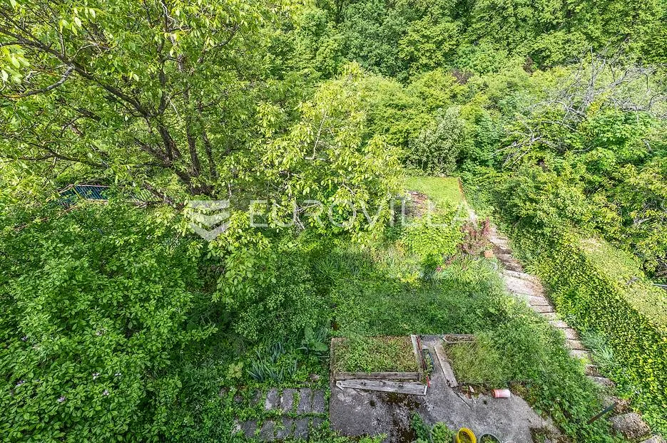 zagreb, pantovčak, dvoetažni stan na odličnoj lokaciji - slika 11