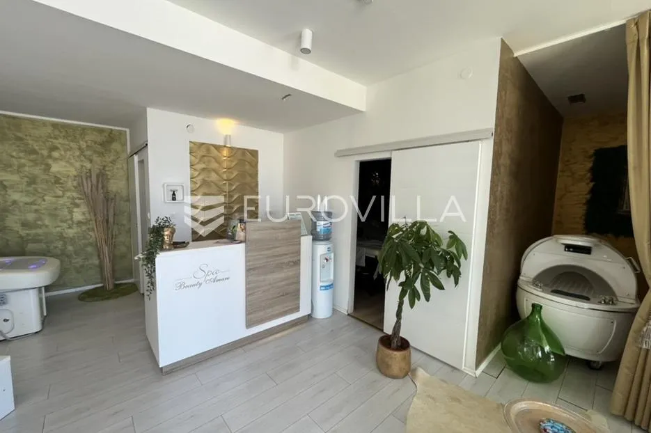 istra, rovinj, uhodani beauty studio u aci marini rovinj, prodaja poslovanja i inventara - slika 3