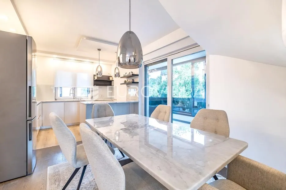 zagreb, jarun, prekrasan dvoetažan, četverosoban stan, 106 m², 2 parkirna mjesta - slika 5