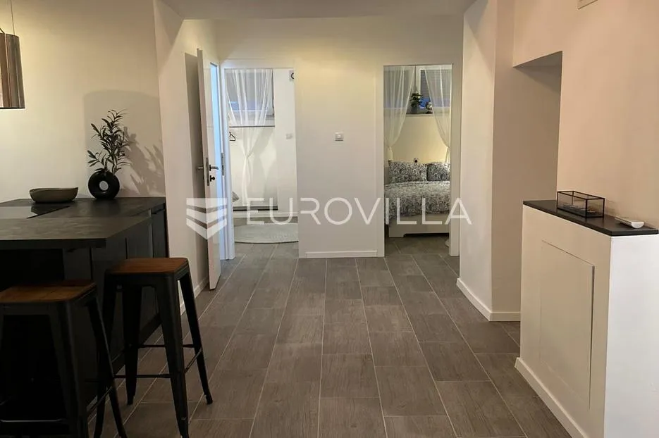 zagreb, šenoina, prekrasan trosoban stan površine 68 m² - slika 3