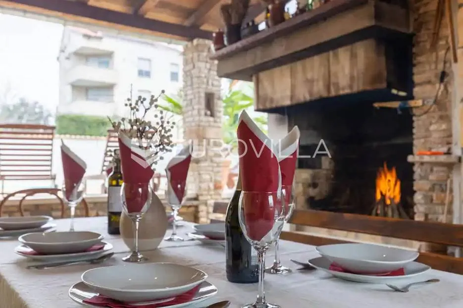 istra, pula - veli vrh, dvije samostojeće prizemnice sa bazenom nkp 50 m2 i 90 m2 - slika 20
