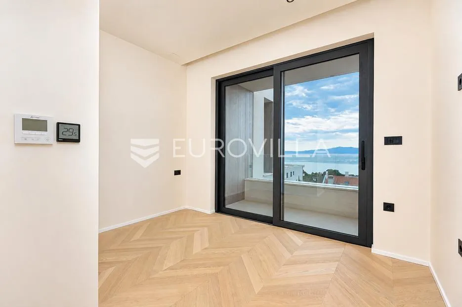 kostrena, rožići, ekskluzivan penthouse 200 m², panoramski pogled na more - slika 15