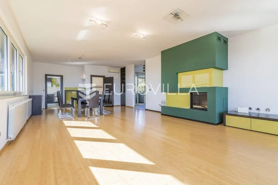 Remete, četverosoban stan 123 m², novogradnja