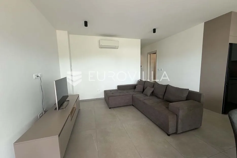 pula, šijana, nov trosoban stan 76 m², novogradnja - slika 1