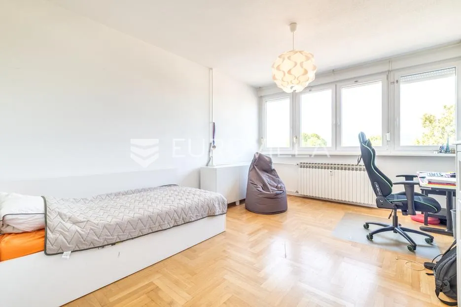 zagreb, siget, dvoetažni trosoban stan, 94 m² - slika 5