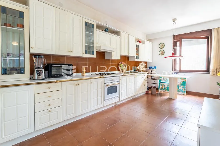 zaostrog, apartmanska kuća prvi red do mora - slika 6