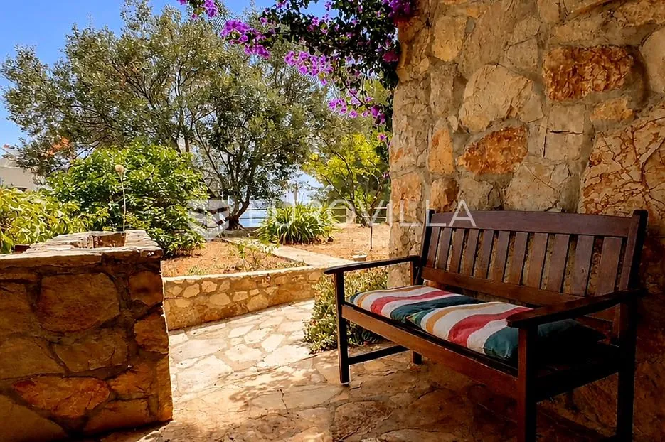 otok hvar, lijepa kamena kuća na mirnoj lokaciji - slika 3