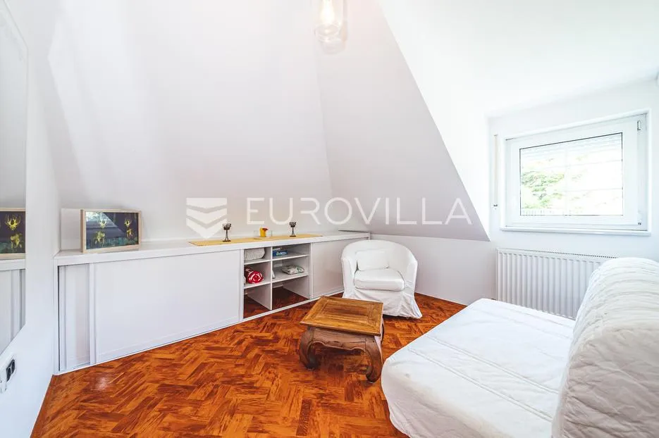 zagreb, gračani, prekrasna obiteljska villa, mirna lokacija - slika 27