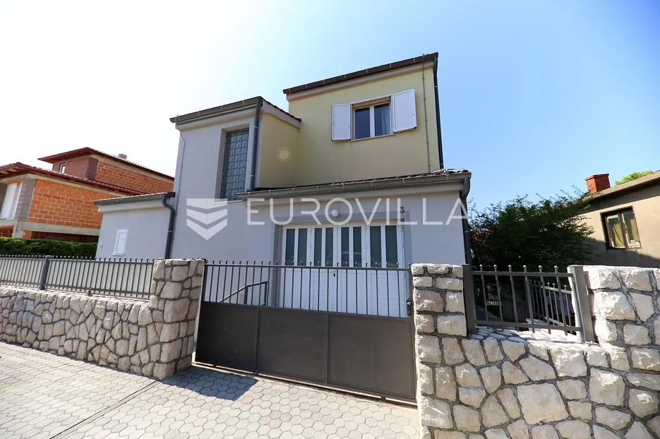 zadar, rovanjska, lijepa kuća s okućnicom i pogledom na more - slika 13