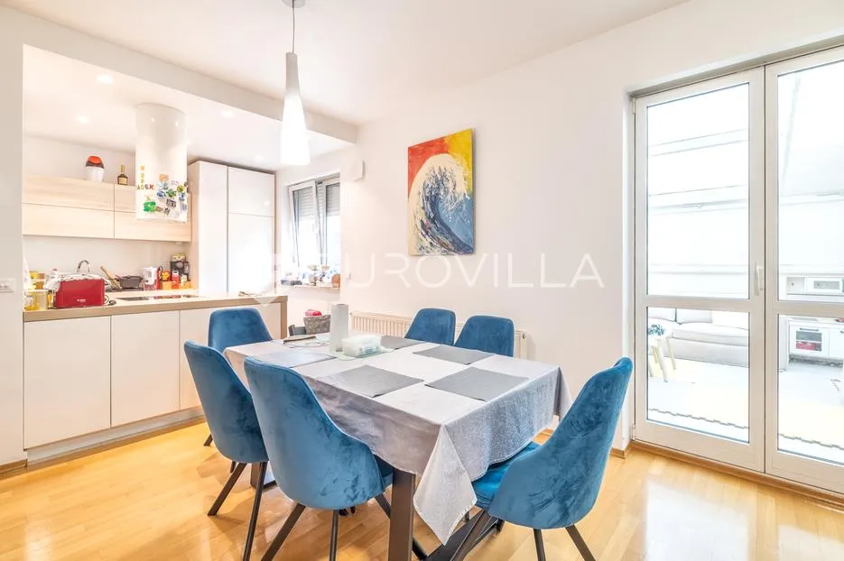 zagreb, medveščak, trosoban stan sa zimskim vrtom, terasom i garažom, 124 m² - slika 3