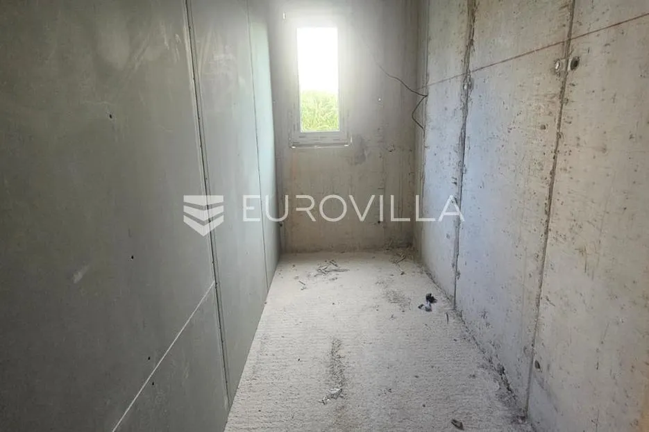 trogir, seget donji stan 50,2 m² s terasom i vrtom u novogradnji s garažom i liftom - slika 6