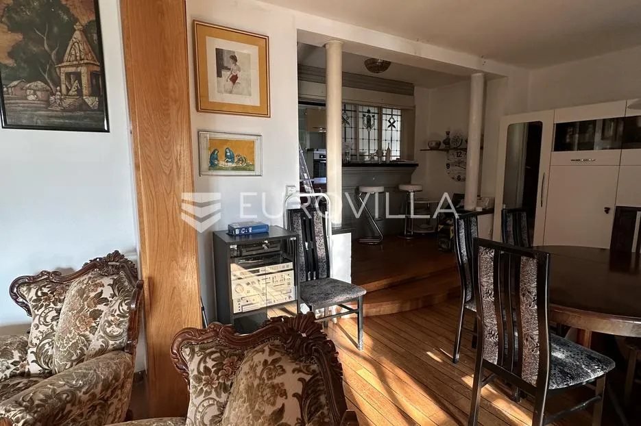 zagreb, perjavica, kuća na zemljištu 1462 m² plus dvije građevinske parcele 1358 m², investicija - slika 16