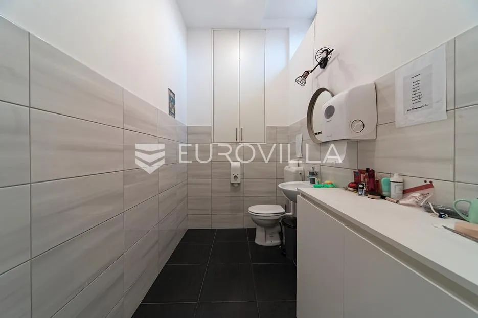 osijek, centar, prodaja, 2 poslovna prostora u centru grada - slika 9
