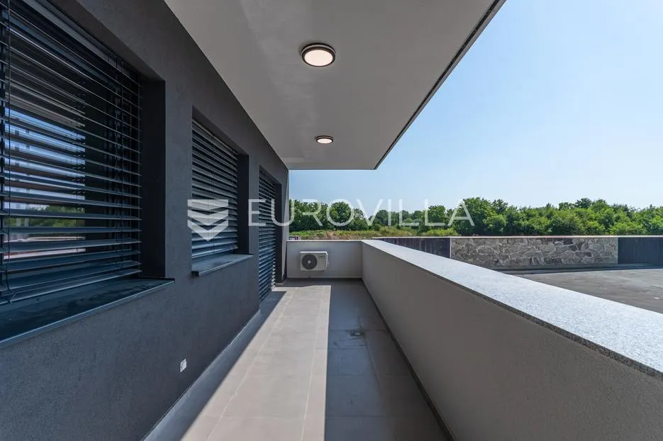 čakovec, globetka, atraktivan četverosoban stan površine 126,8 m² - slika 9