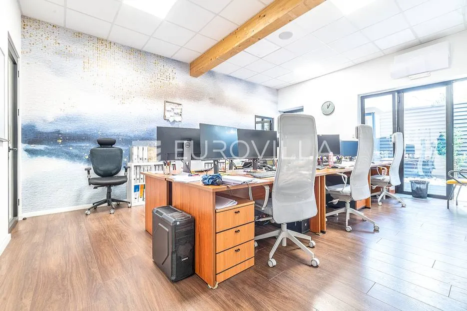 zagreb, črnomerec, 2 poslovna prostora + dvorište nkp 502 m2 - slika 3