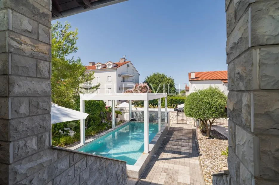 biograd na moru, jedinstvena kuća s bazenom i staklenim paviljonom - slika 34