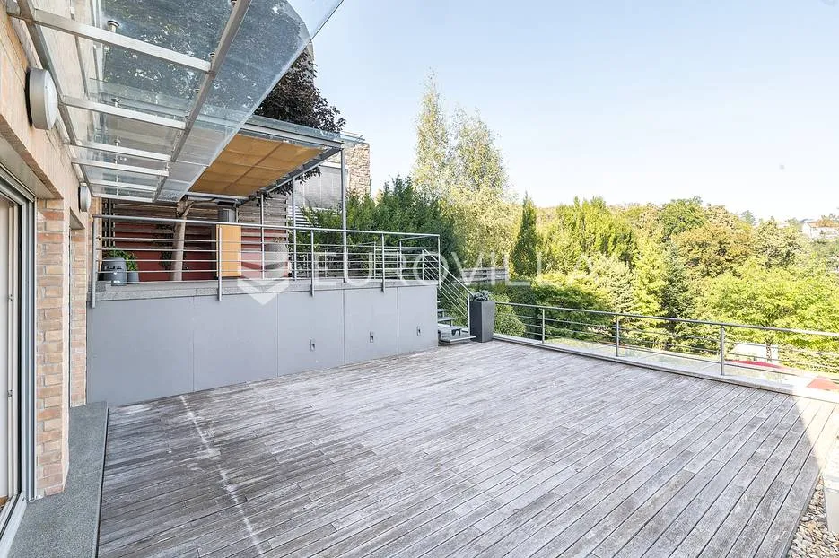 zagreb, pantovčak luksuzan četverosoban stan 230 m² s vrtom i parkingom - slika 15