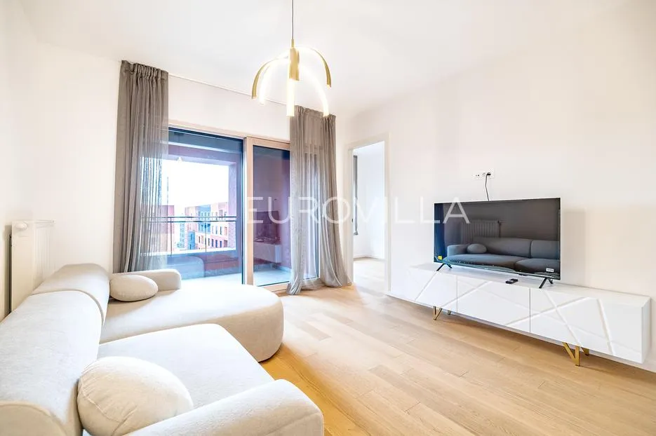 Zagreb, Ivana Cankara prekrasan četverosoban stan 123 m² s dva garažna mjesta