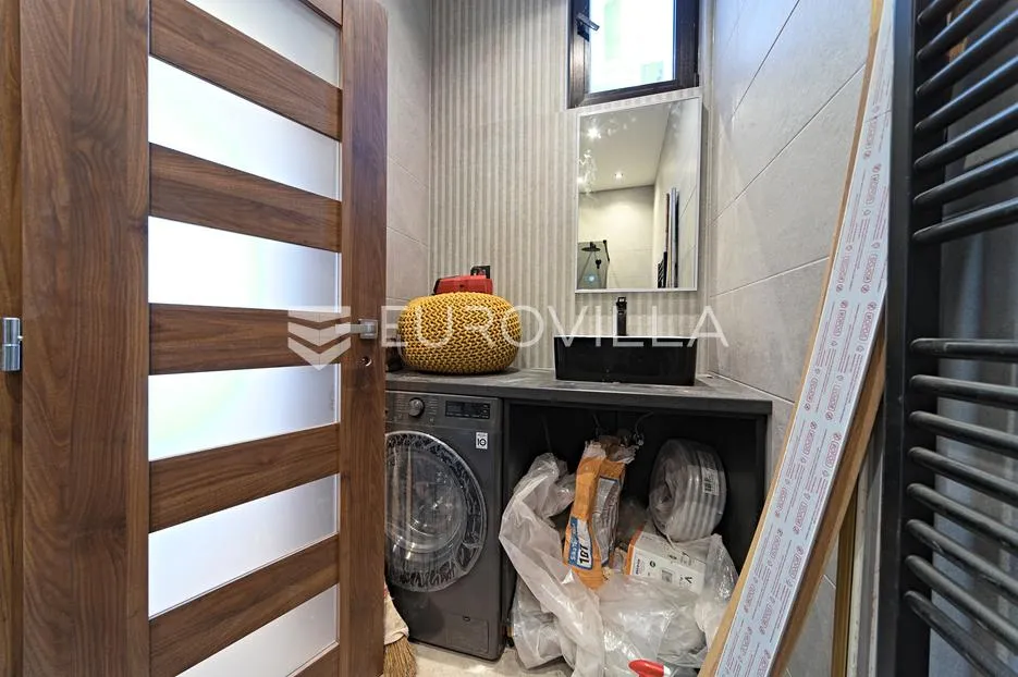 osijek, centar, prodaje se uređen stan površine 69 m² - slika 9