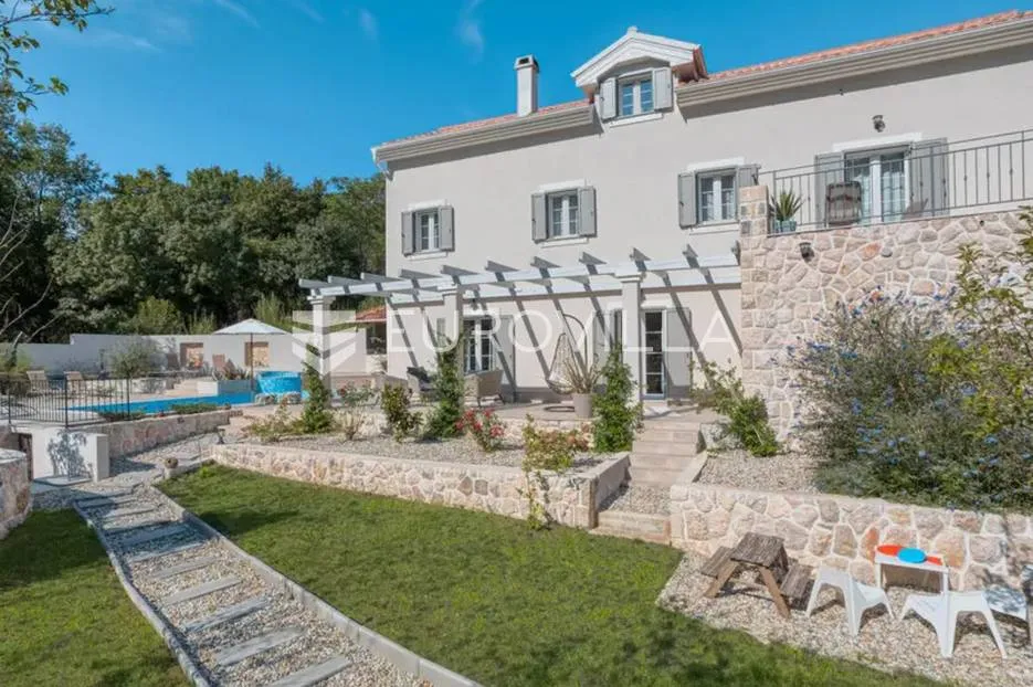 crikvenica, drivenik, moderna vrhunski dizajnirana villa s bazenom - slika 28