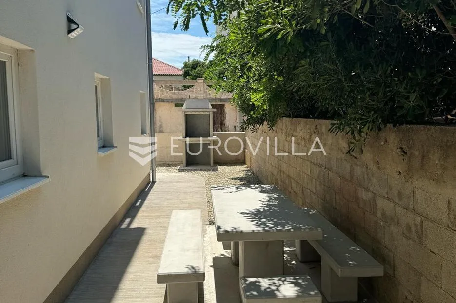 pag, trosoban apartman s2 uz more 75 m² novogradnja - slika 12