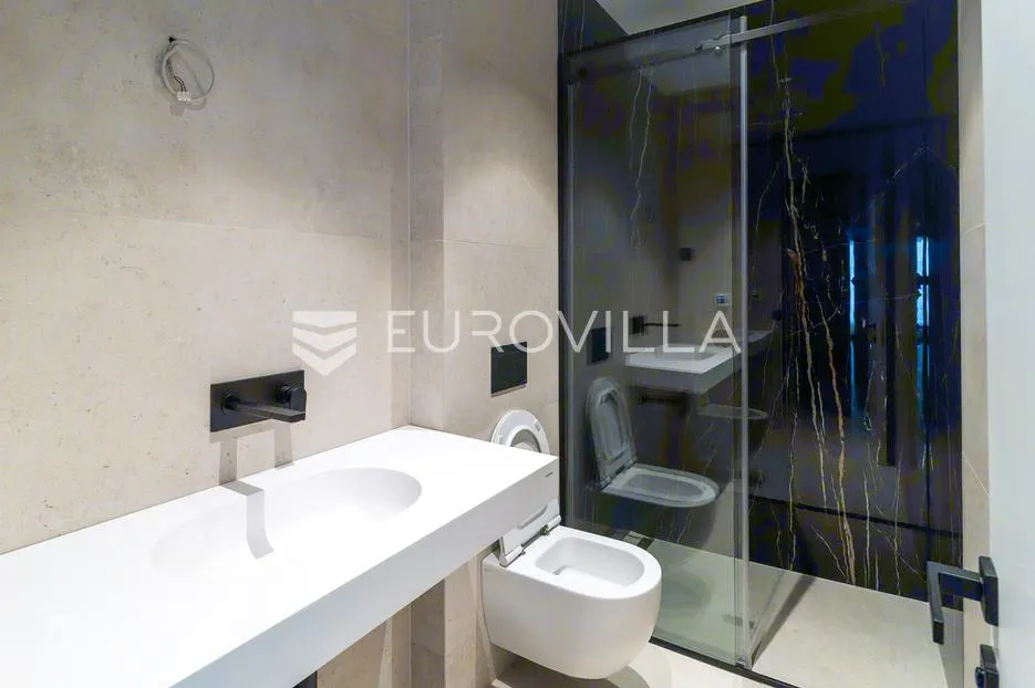 opatija, četverosoban stan s pogledom na cijeli kvarner, 238,91 m² - slika 10