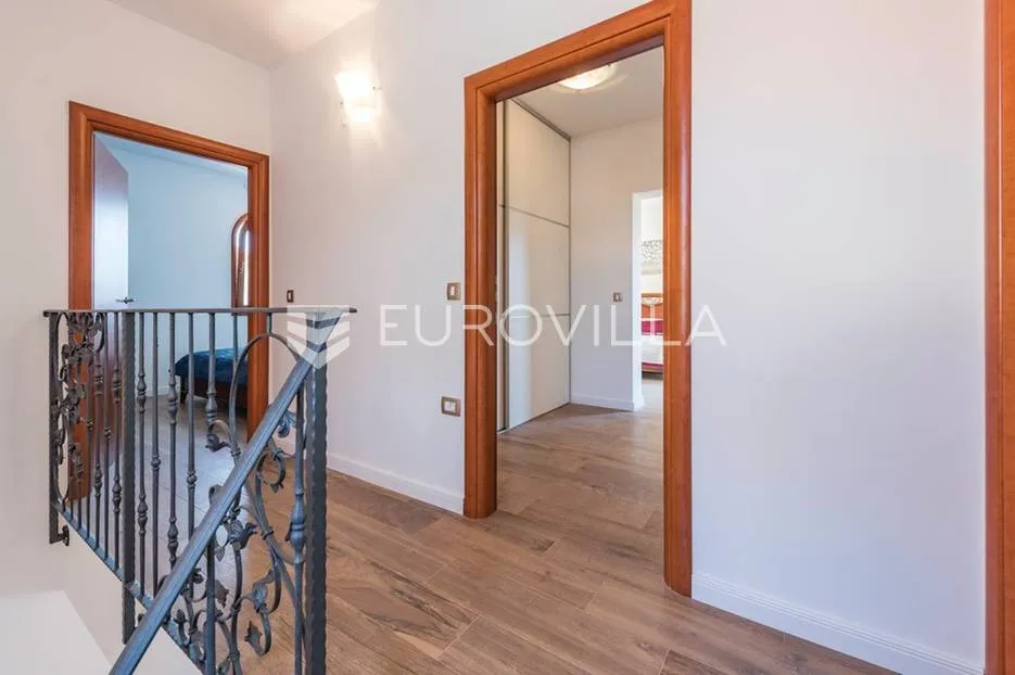 tar, vabriga, novogradnja, luksuzna i moderna kamena četverosobna villa - slika 20