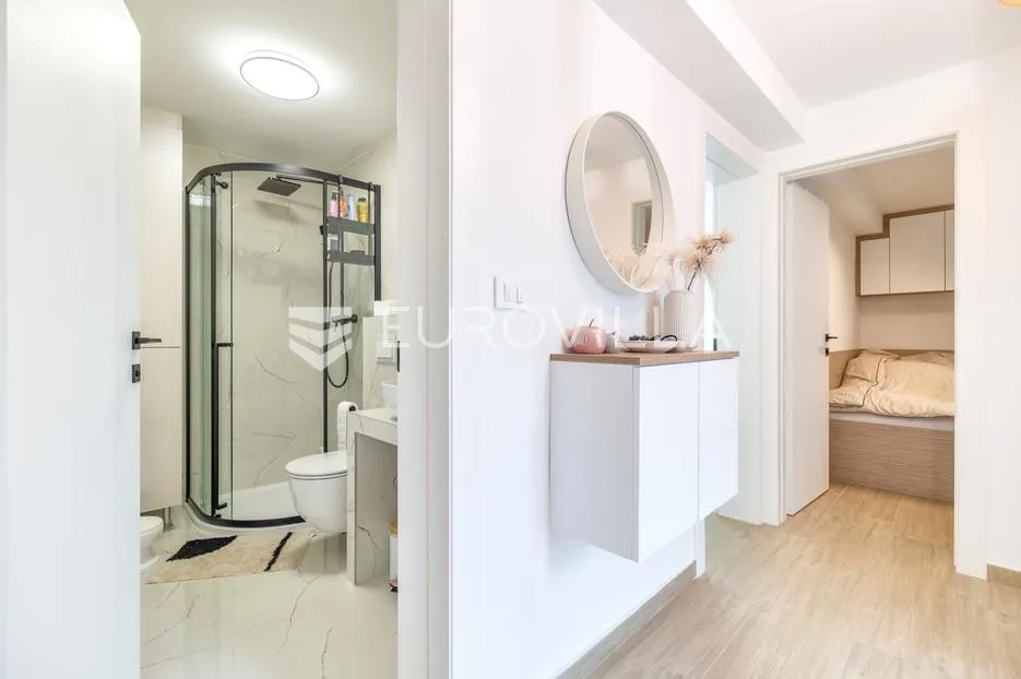 zagreb, trnje, zemljište s 2 stambena objekta, 331 m2 - slika 3