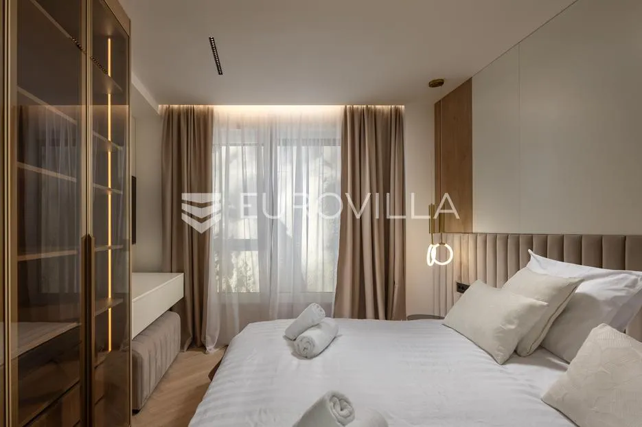 opatija, luksuzan četverosoban stan s pogledom na more 138 m² - slika 19
