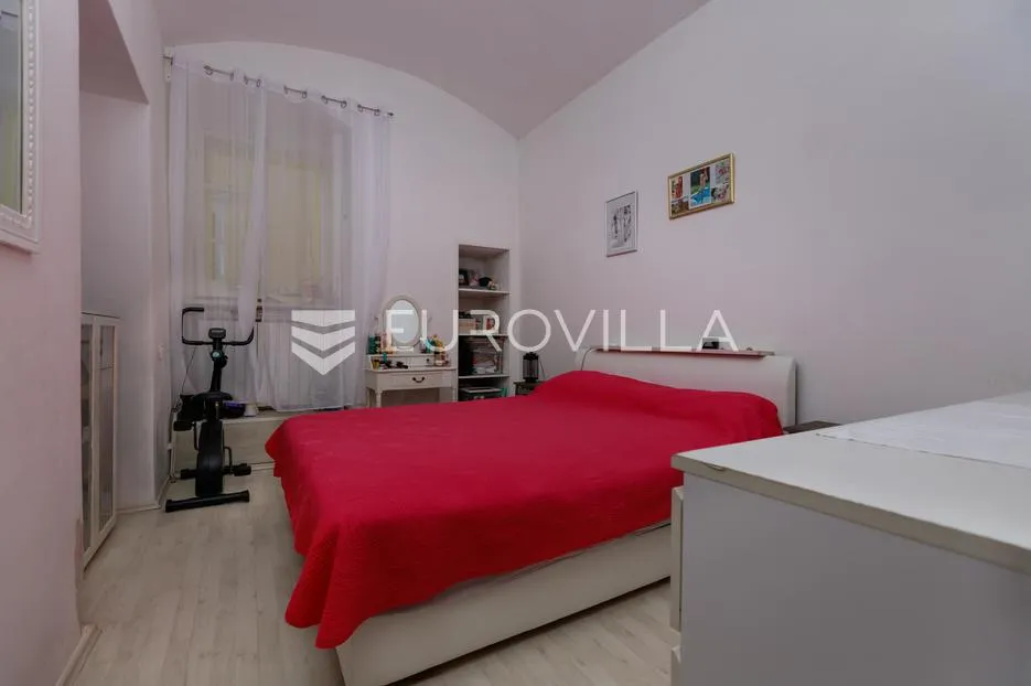 opatija, volosko, četverosoban stan 106 m², 70m od mora - slika 11