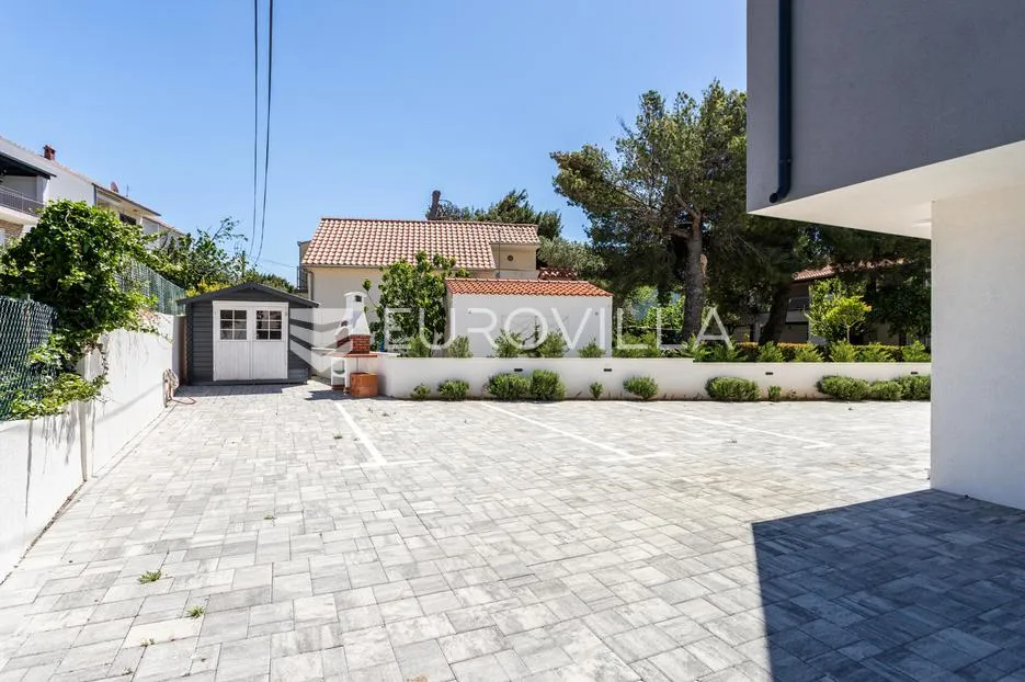 srima, dvoetažni penthouse s prostranom terasom i pogledom na more - slika 17