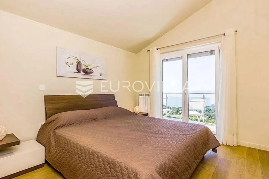 ičići, poljane, elegantna vila s panoramskim pogledom 275 m2, bazen, garaža - slika 9
