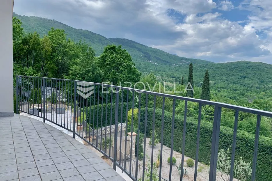 brseč - predivna luksuzna vila s bazenom i panoramskim pogledom na more - slika 32