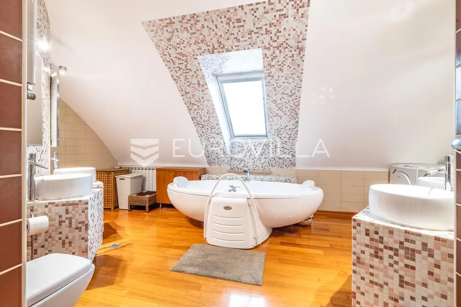 zagreb, srebrnjak, penthouse 199 m² privatnosti, wellness zona i vrt - slika 12