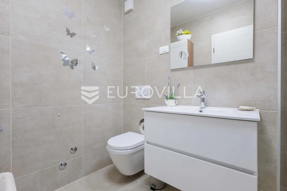 istra, medulin, trosoban stan u modernoj, novoj stanogradnji 94 m², prvi kat - slika 15